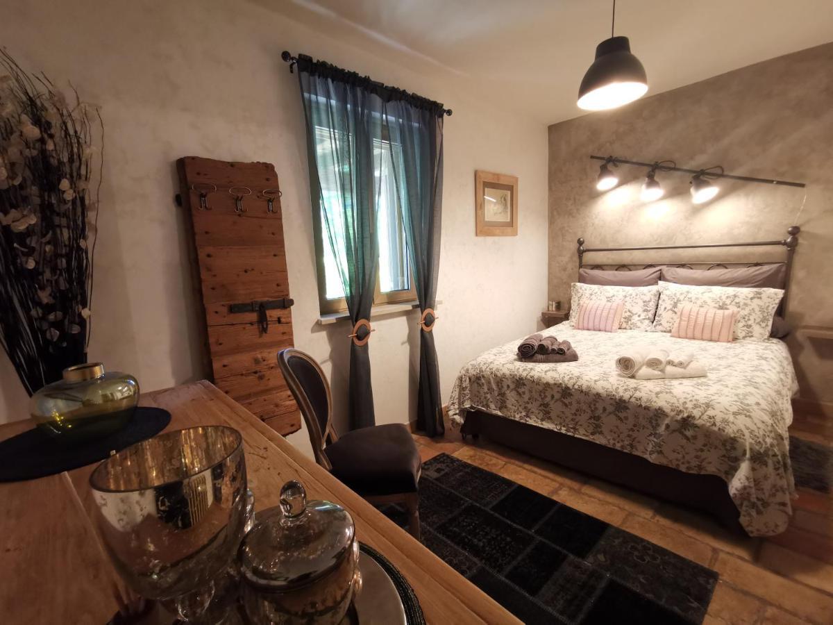Bed & Breakfast Sentiero 54 Cantiano Eksteriør billede